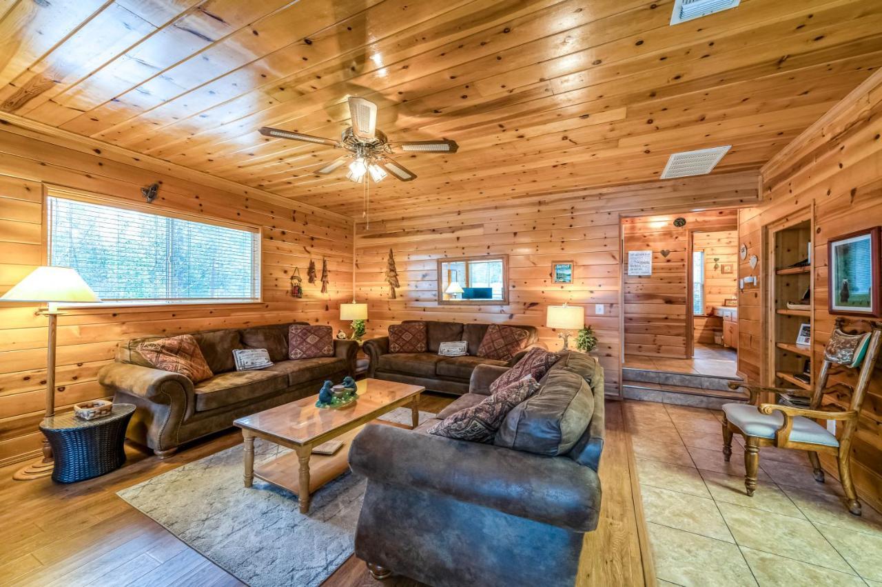 Black Bear Cabin Bass Lake Luaran gambar