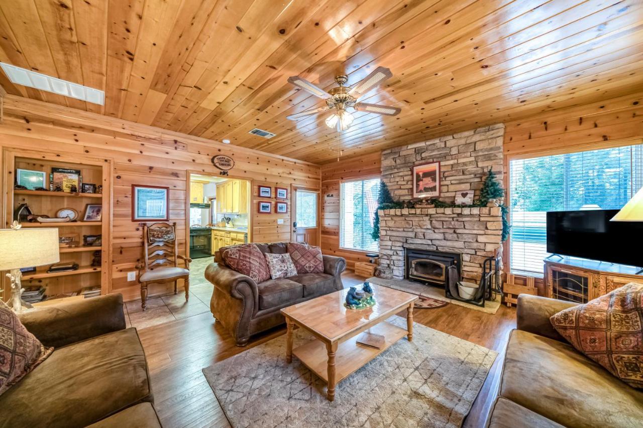 Black Bear Cabin Bass Lake Luaran gambar