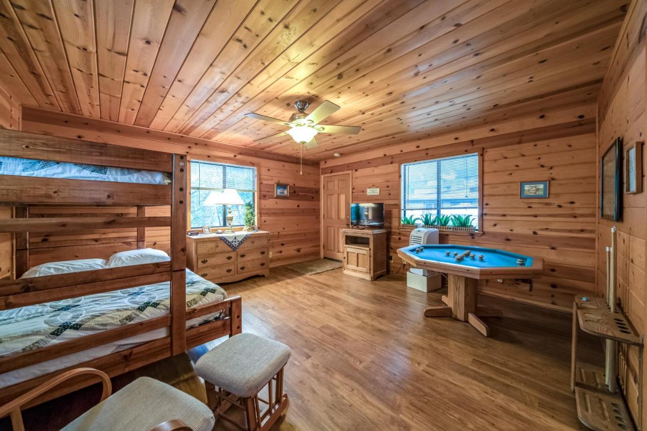 Black Bear Cabin Bass Lake Luaran gambar